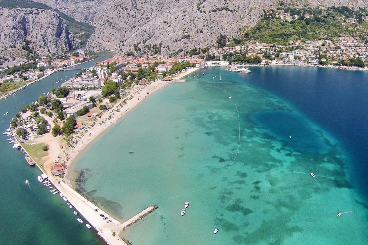 Apartments With A Parking Space Omis - 19051 Kültér fotó