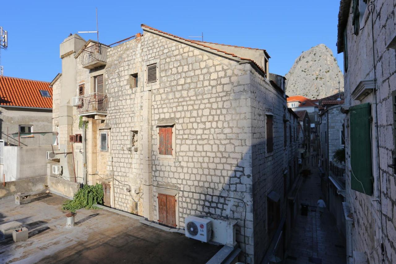 Apartments With A Parking Space Omis - 19051 Kültér fotó